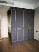 [整木定制品牌]衣柜到頂好不好，看了就知道